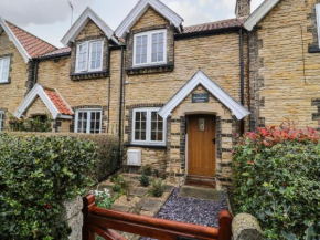 2 Sandringham Cottages